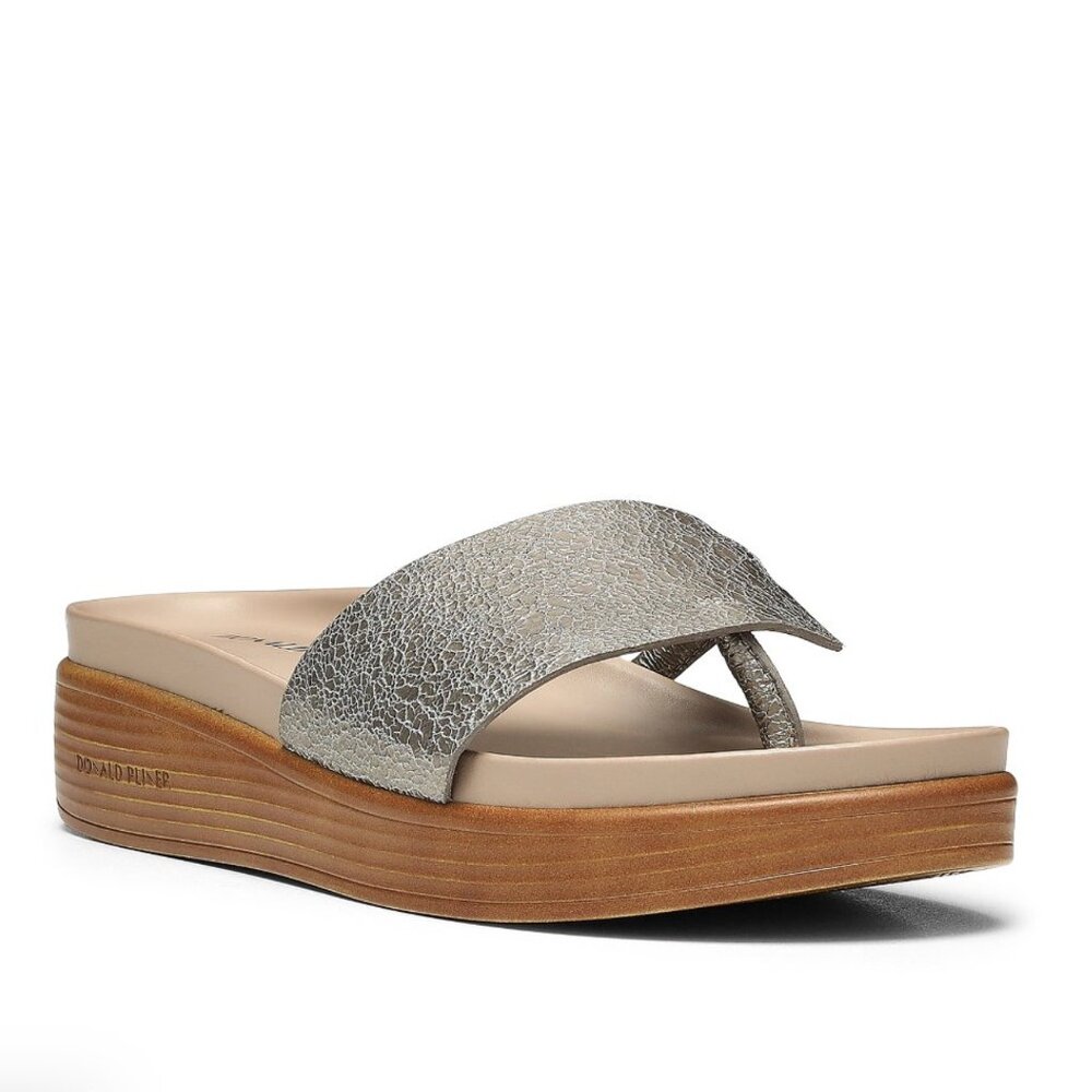Donald Pliner Fifi Light Taupe Metallic Sandals